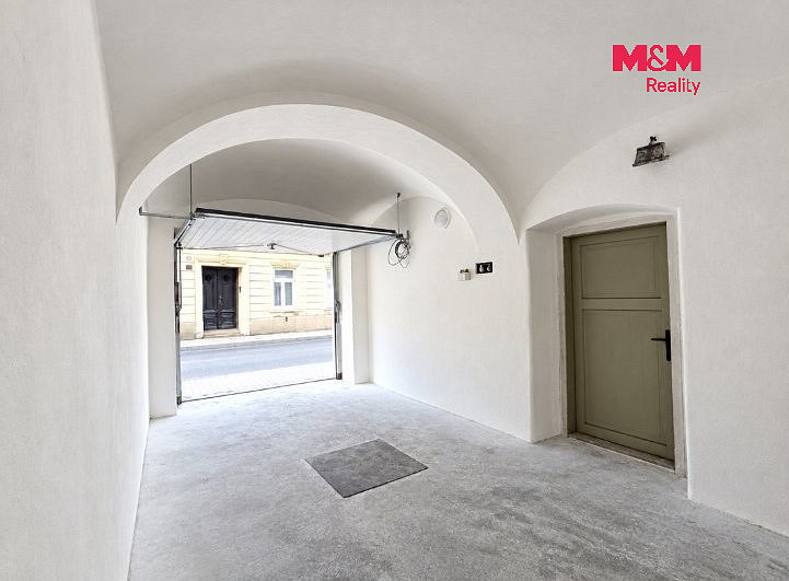Pronájem garáže ve Šternberku ul. Olomoucká – fotografie 3