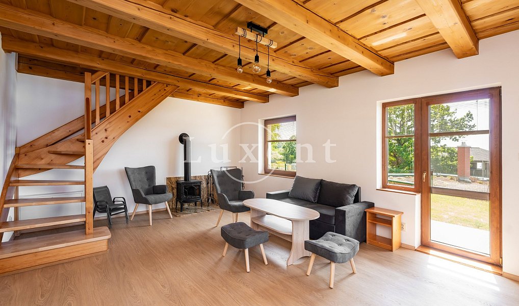 Prodej domu 186 m² s pozemkem 1 808 m², Horní Planá – náhled fotky 13