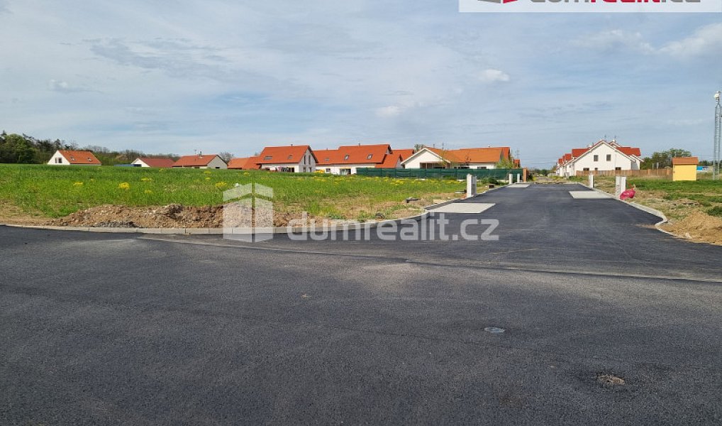 Prodej stavebního pozemku 1 201 m², Veltrusy – náhled fotky 9