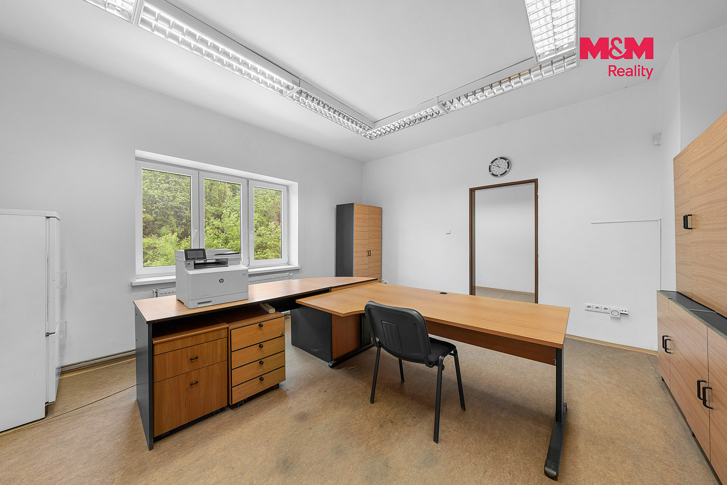 Prodej obchodních prostor 240 m²