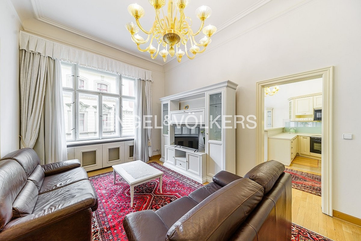 Pronájem bytu 4+kk 120 m² — photo 3