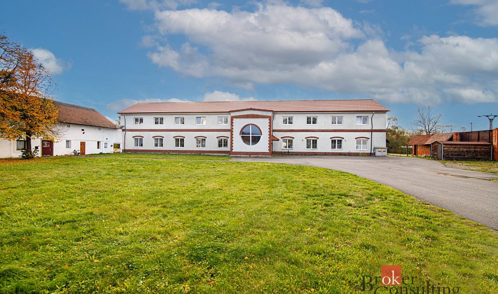 Prodej komerčního objektu (jiného typu) 2 151 m², Žabeň – náhled fotky 4