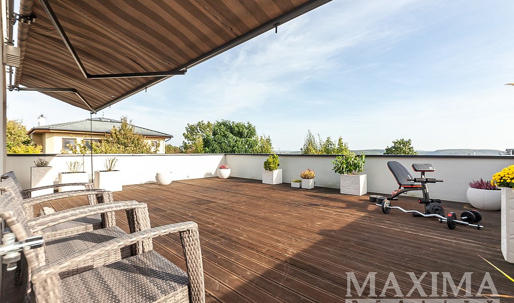 Prodej domu 411 m² s pozemkem 828 m², Praha – náhled fotky 8