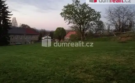 Pronájem pozemku 1 168 m², Modlany, okres Teplice