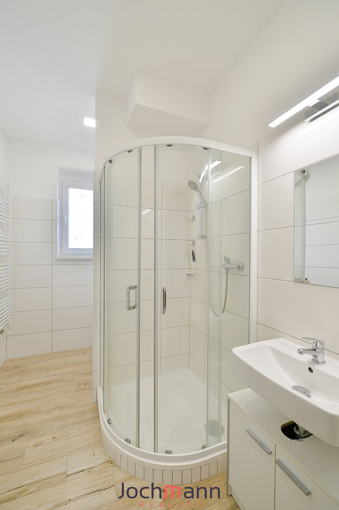 Pronájem bytu 2+kk 43 m² – fotografie 4