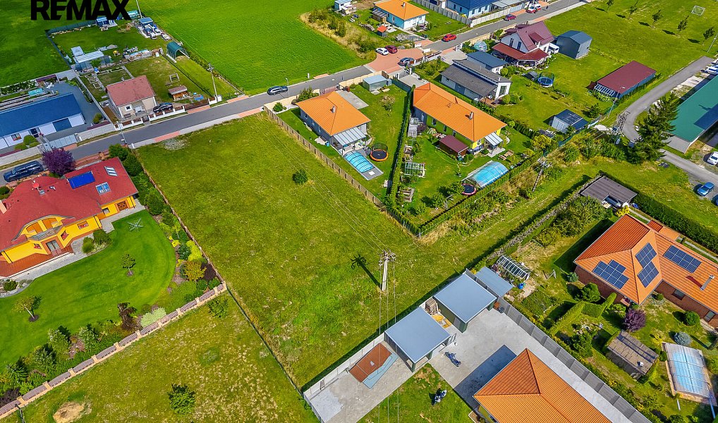Prodej stavebního pozemku 1 845 m², Kožlany – náhled fotky 5