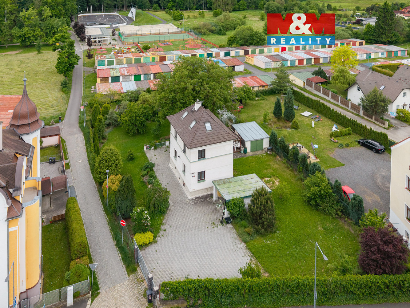 Prodej domu 150 m² s pozemkem 1 383 m²