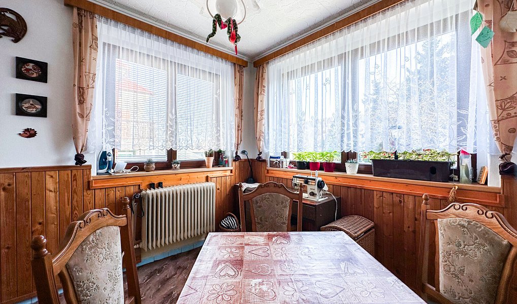 Prodej domu 300 m² s pozemkem 801 m², Komárov – náhled fotky 14