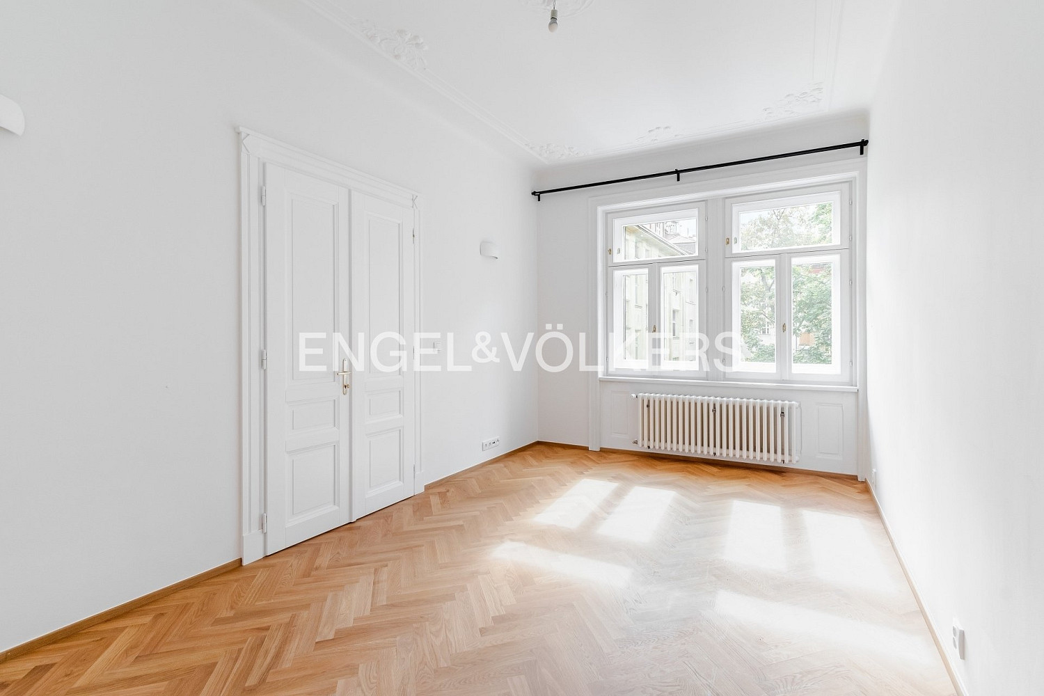 Pronájem bytu 2+kk 90 m² – fotografie 5