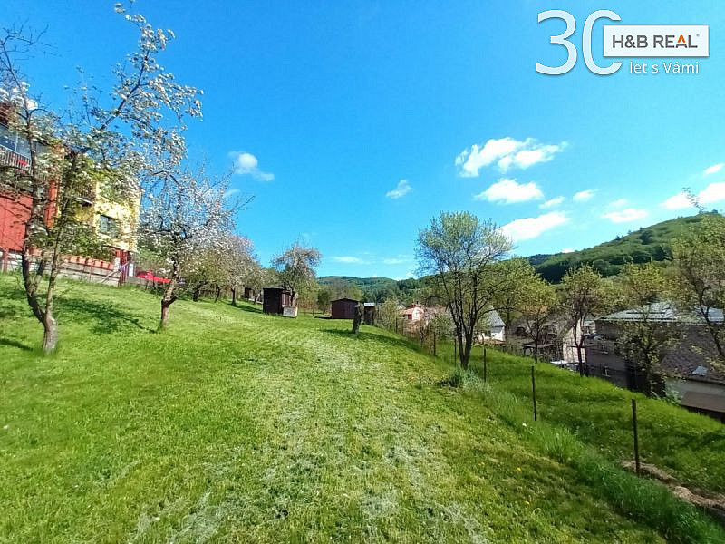Prodej stavebního pozemku 1 063 m²