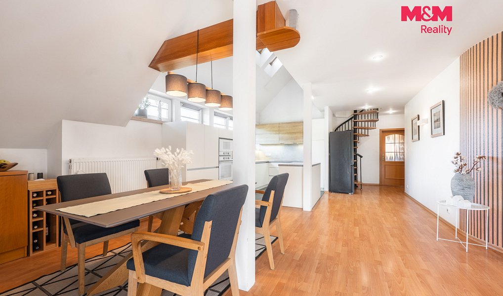 Prodej bytu 4+kk 180 m², Luhačovice – náhled fotky 16