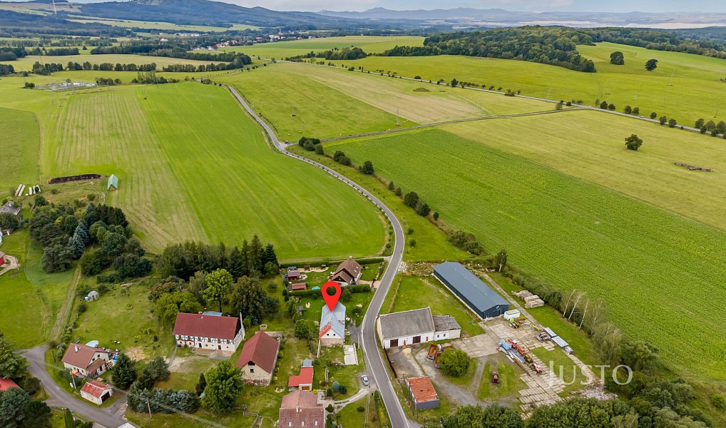 Prodej domu 230 m² s pozemkem 906 m², Frýdlant – náhled fotky 30