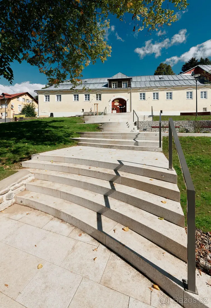 Pronájem restaurace 120 m²