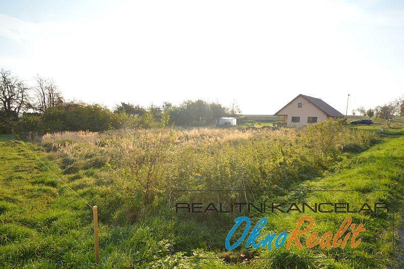 Prodej stavebního pozemku 1 202 m² – fotografie 2