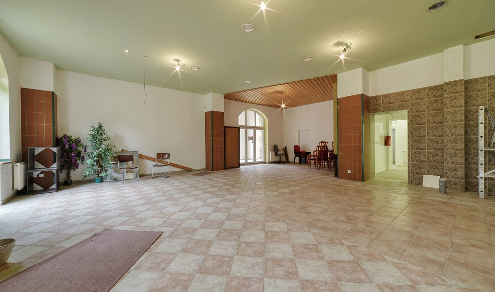 Prodej ubytovacího objektu 899 m², Mariánské Lázně – náhled fotky 49