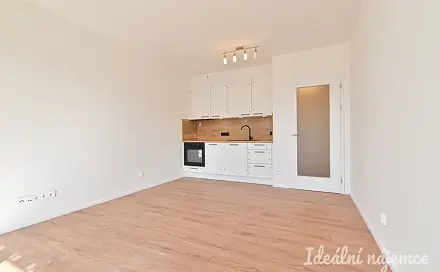 Pronájem bytu 1+kk 27 m²
