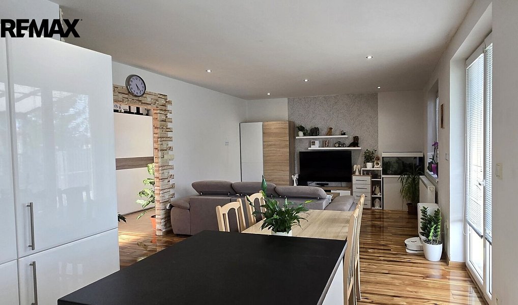 Prodej domu 89 m² s pozemkem 1 057 m², Kožlany – náhled fotky 5