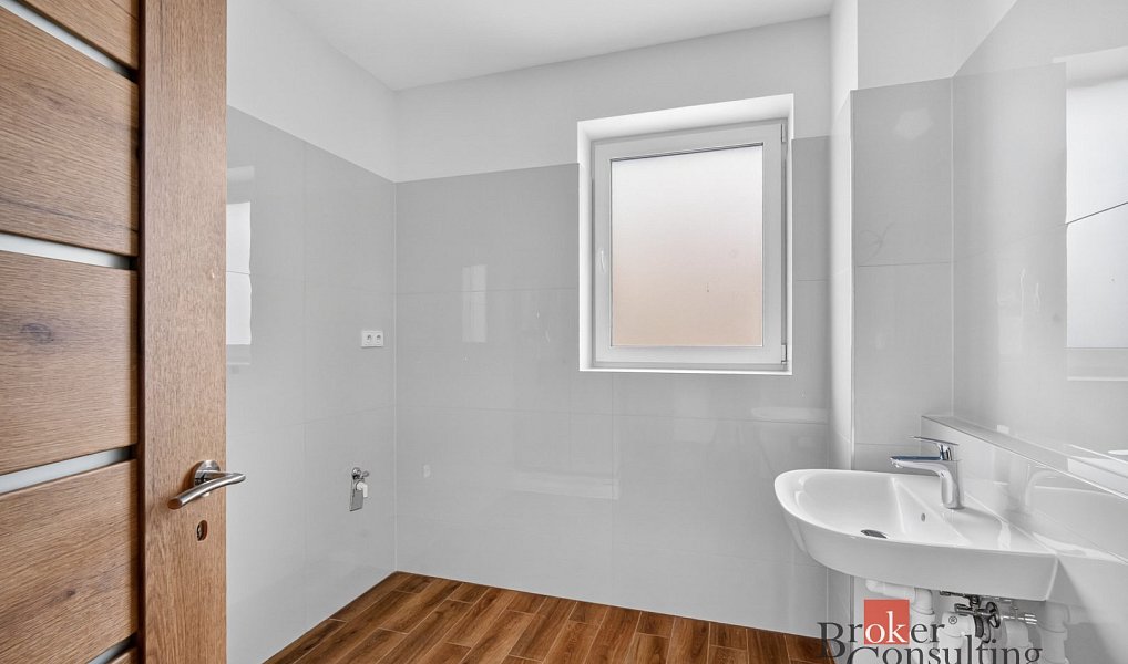 Prodej bytu 2+kk 56 m², Valtice – náhled fotky 9