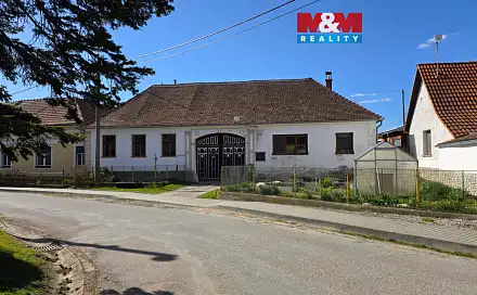 Prodej domu 140 m² s pozemkem 2 540 m², Dešov, okres Třebíč