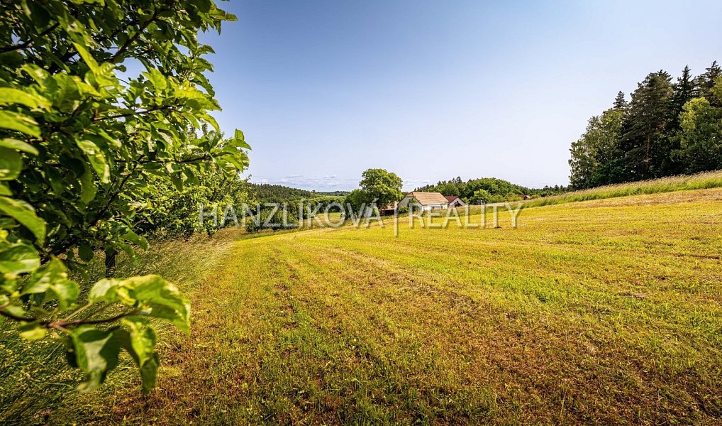 Prodej stavebního pozemku 1 000 m², Dubičné – náhled fotky 13