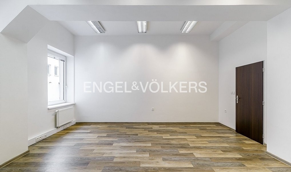 Pronájem kanceláře 28 m², Praha – náhled fotky 2