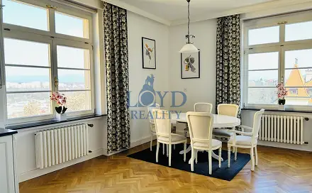 Prodej bytu 2+1 92 m², Krále Jiřího, Karlovy Vary