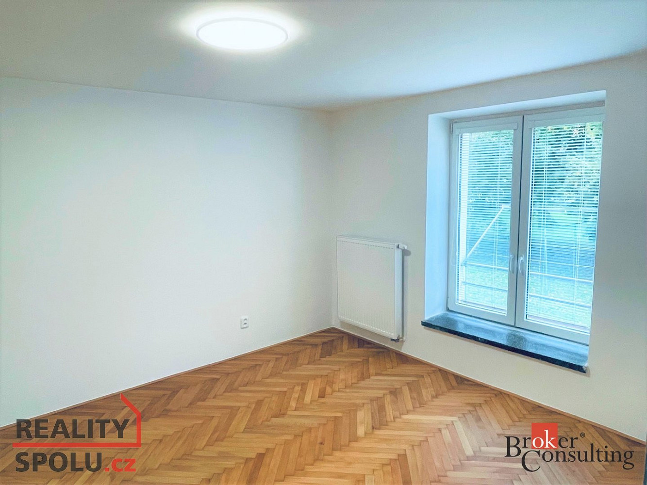 Pronájem bytu 2+1 63 m² – fotografie 4