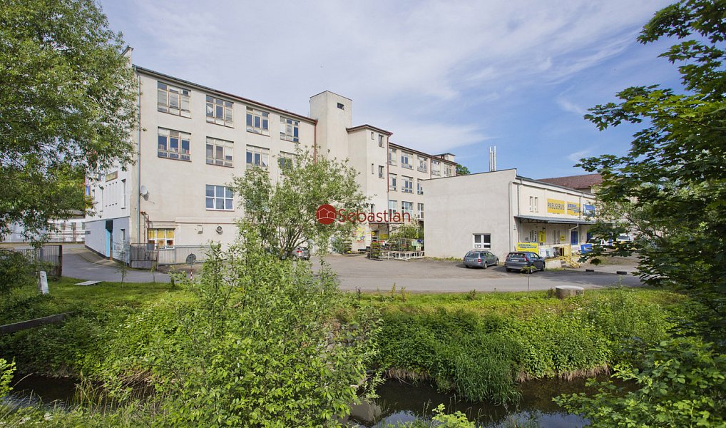Pronájem komerčního pozemku 303 m², Pelhřimov – náhled fotky 3