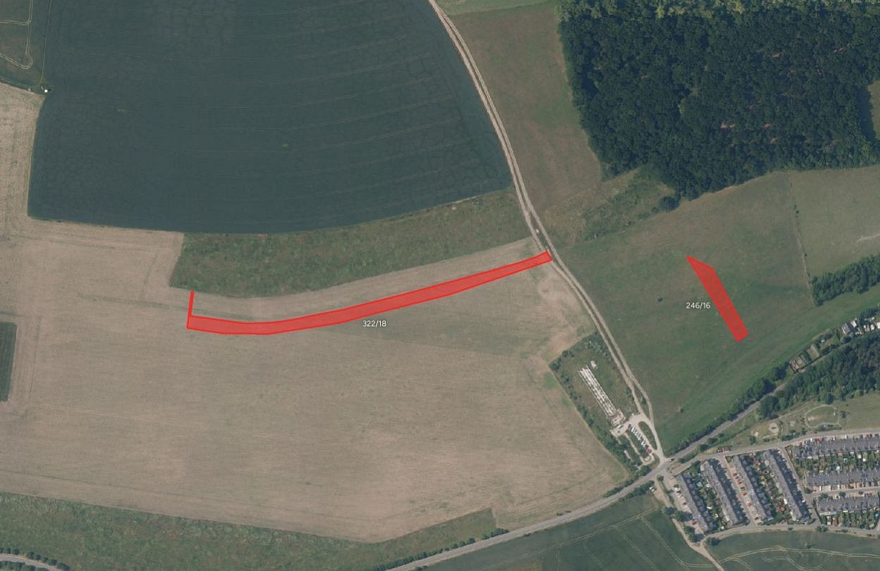 Prodej pole 1 941 m²