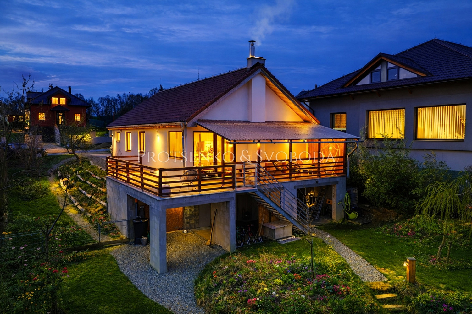 Prodej domu 181 m² s pozemkem 1 260 m²