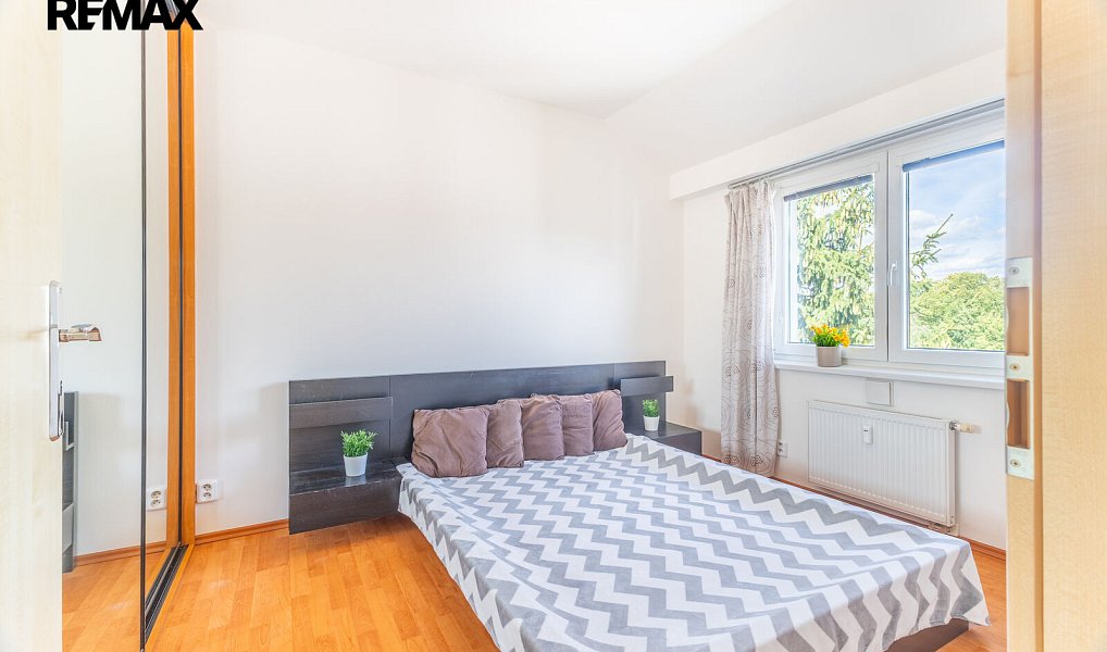Prodej bytu 2+kk 43 m², Dobřichovice – náhled fotky 3