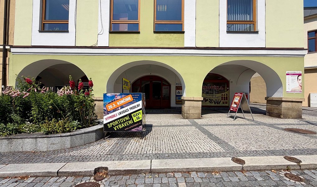 Pronájem obchodních prostor 37 m², Frenštát pod Radhoštěm – náhled fotky 9