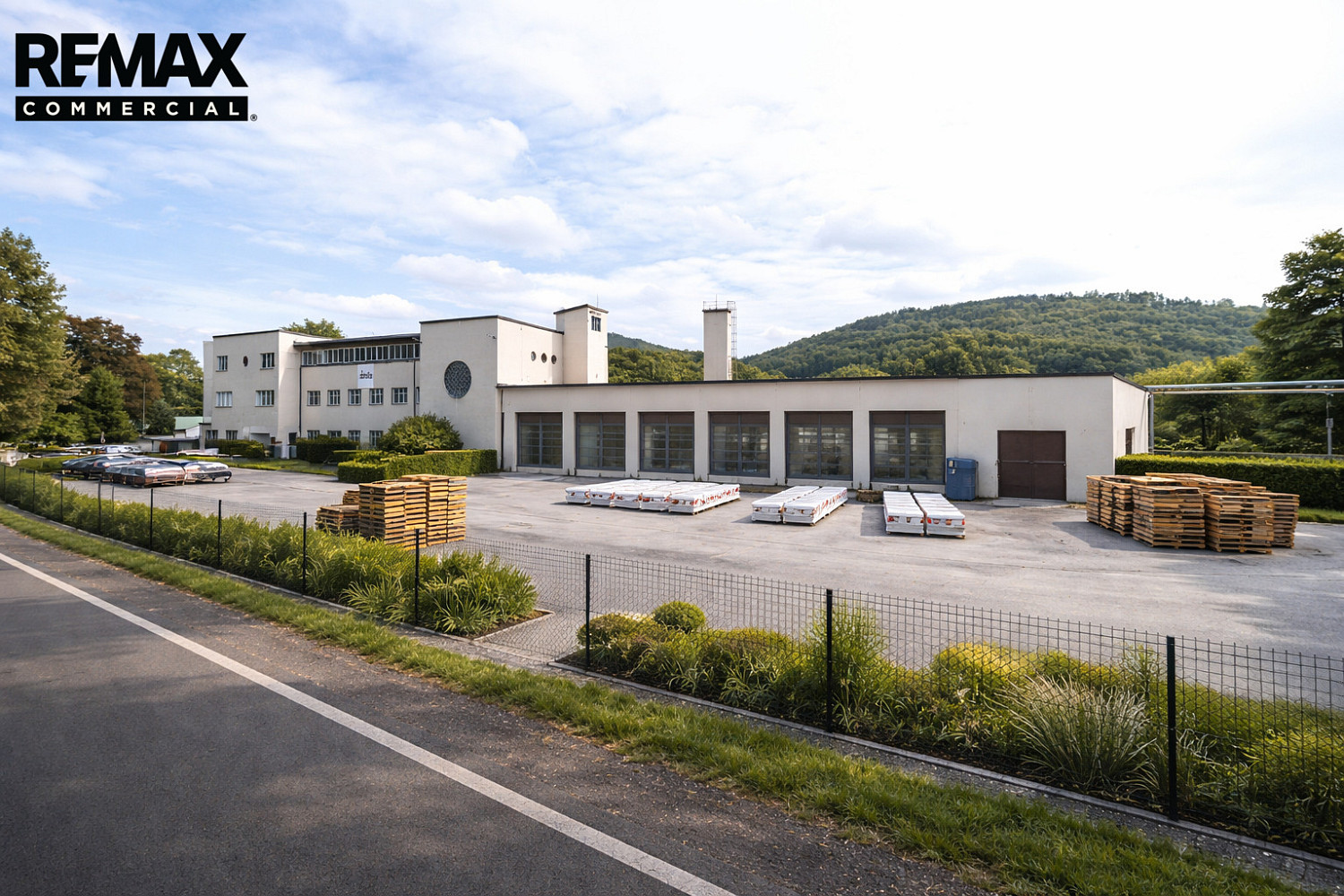 Prodej skladovacích prostor 7 475 m²