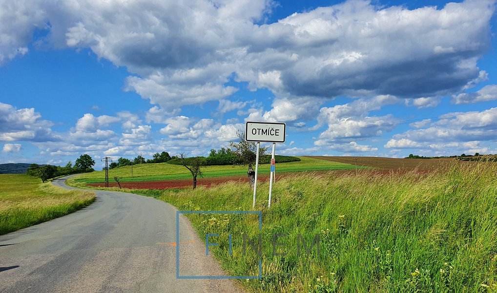 Prodej stavebního pozemku 1 239 m², Otmíče – náhled fotky 12