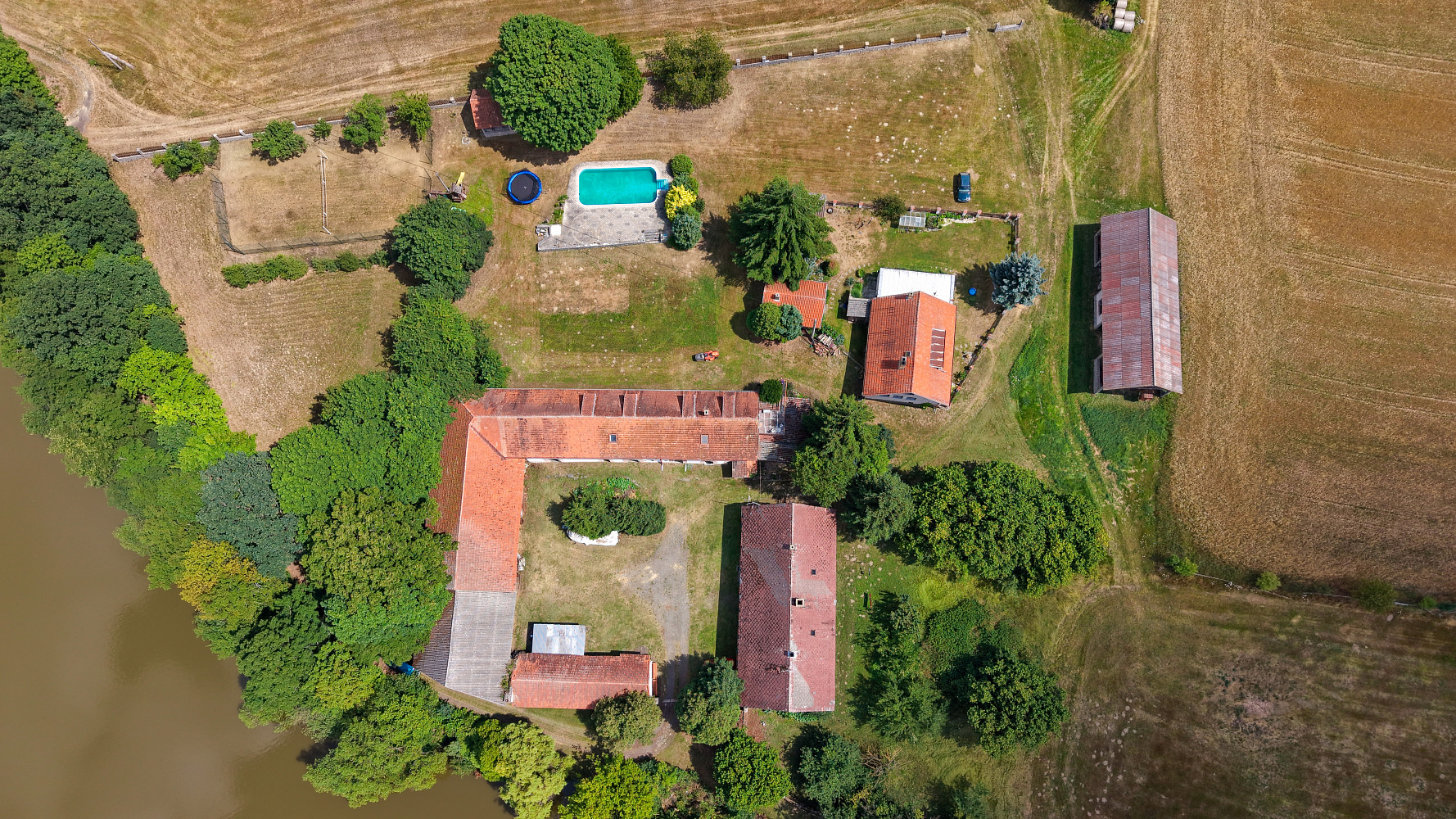 Prodej domu (jiného typu) 550 m² – fotografie 4