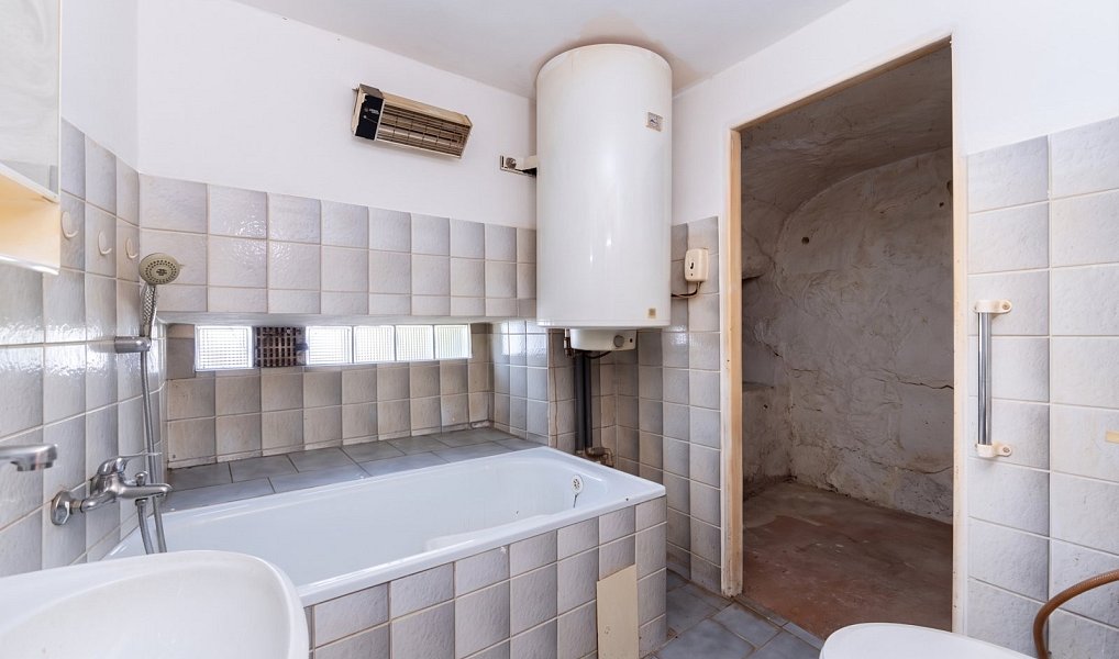Prodej domu 140 m² s pozemkem 1 911 m², Měrunice – náhled fotky 23