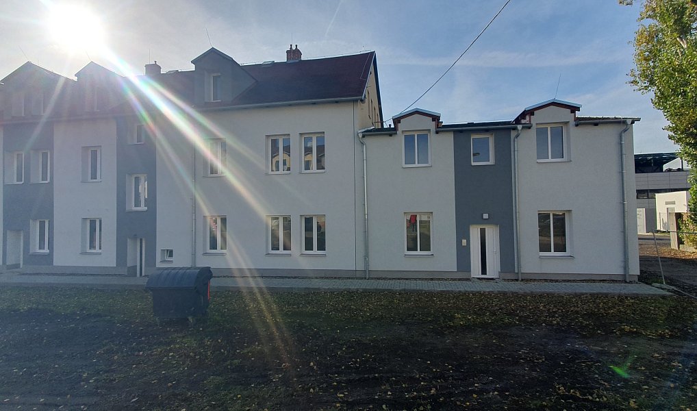 Pronájem bytu 1+1 40 m², Košťany – náhled fotky 16