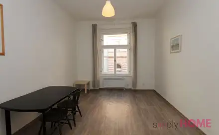 Pronájem bytu 1+1 40 m²