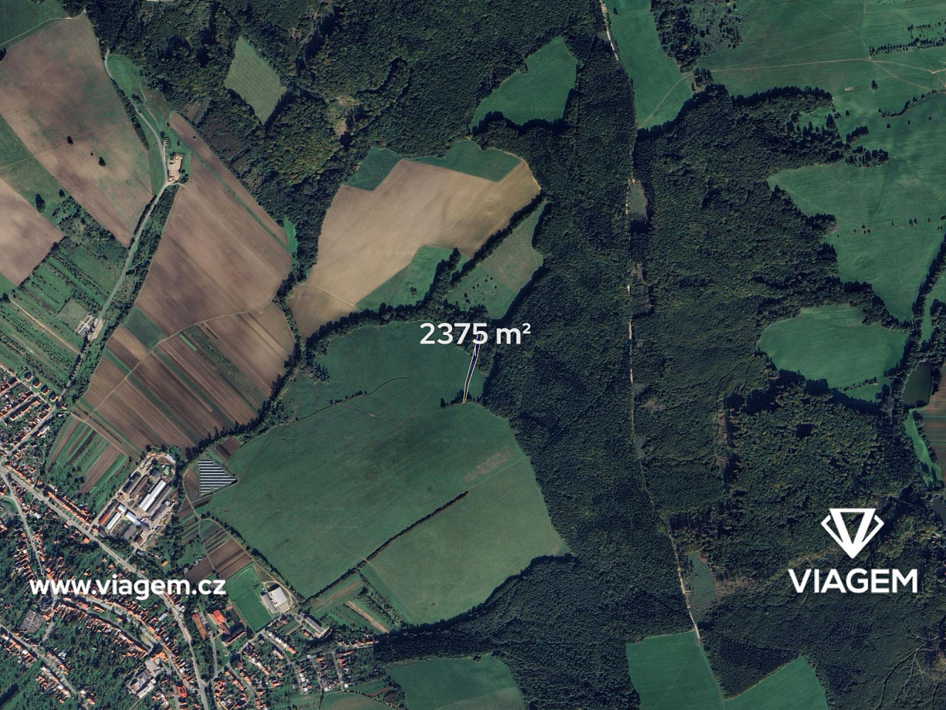 Pole 2 375 m² – pohled 3