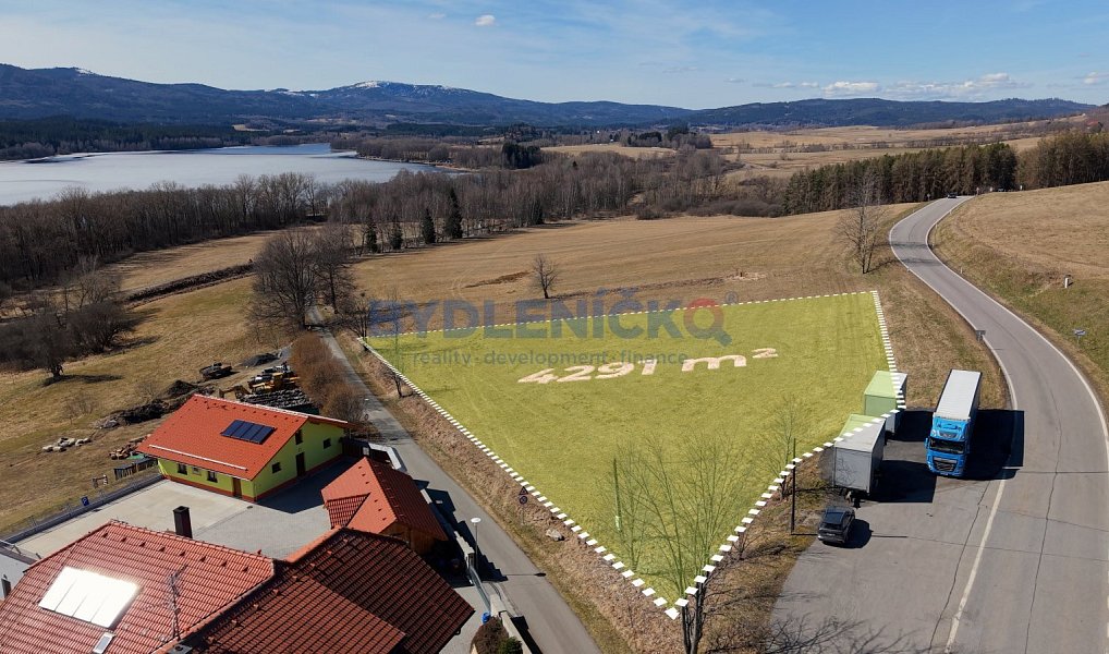 Prodej stavebního pozemku 4 291 m², Horní Planá – náhled fotky 2