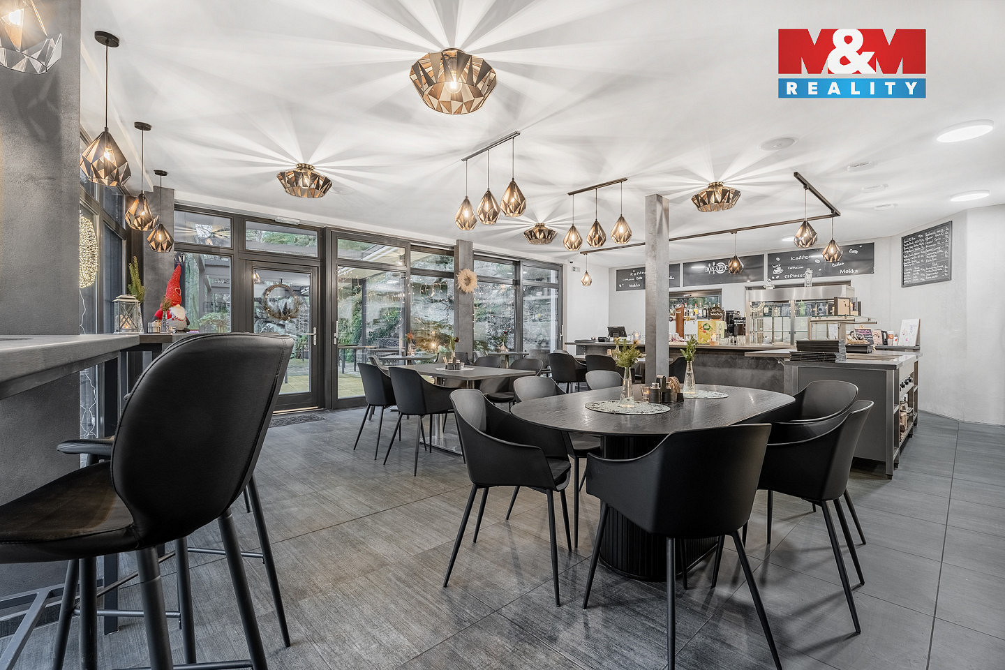 Prodej ubytovacího objektu 300 m² — photo 2