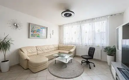 Prodej bytu 4+1 90 m²