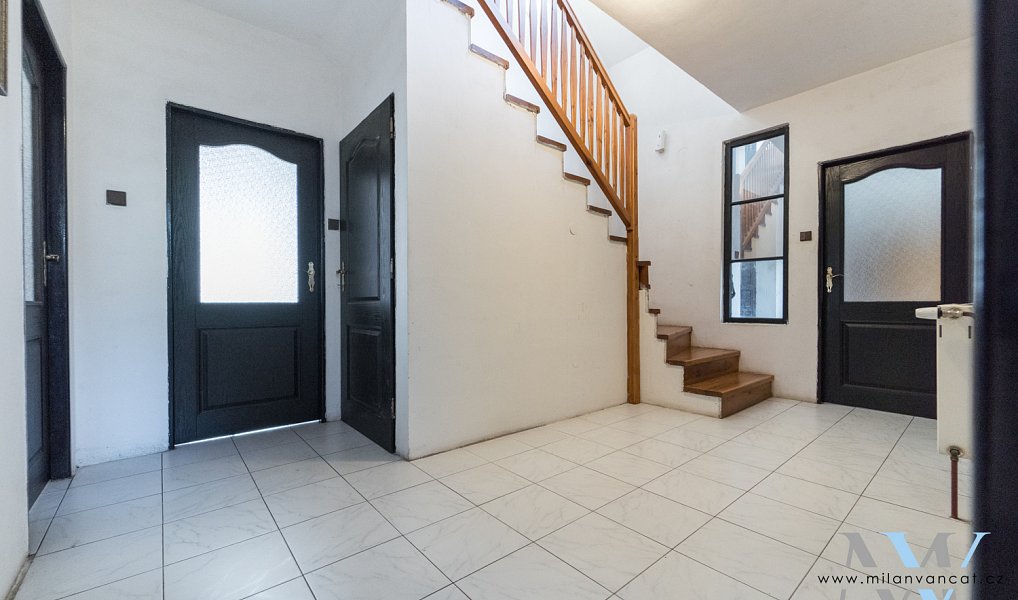 Prodej domu 170 m² s pozemkem 1 524 m², Milín – náhled fotky 15
