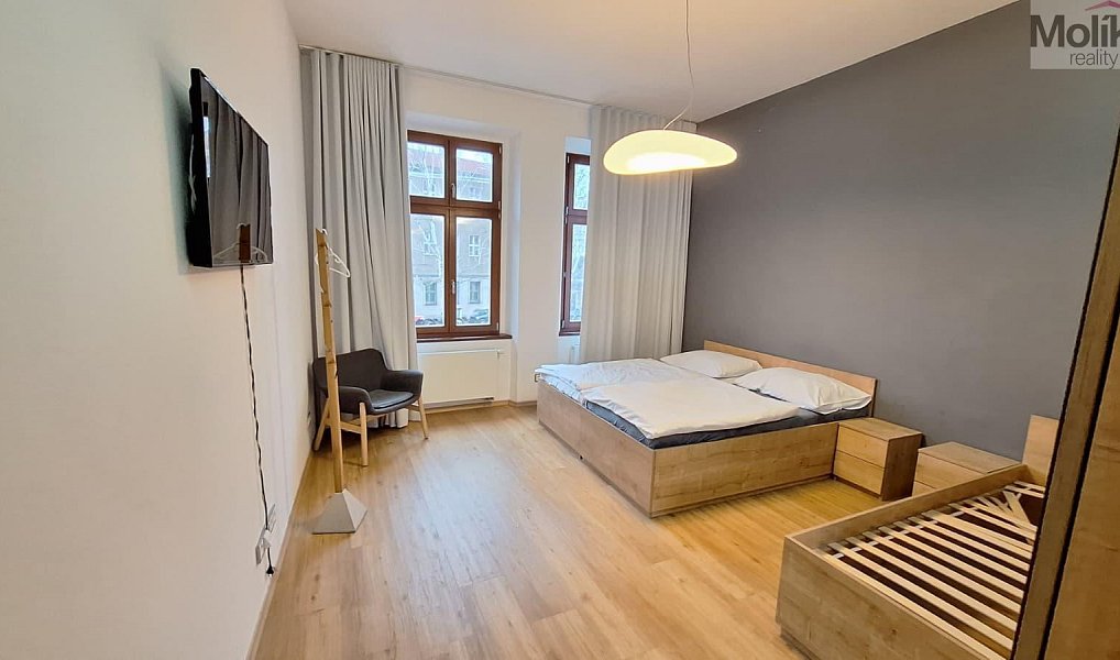 Prodej domu 425 m² s pozemkem 425 m², Teplice – náhled fotky 8
