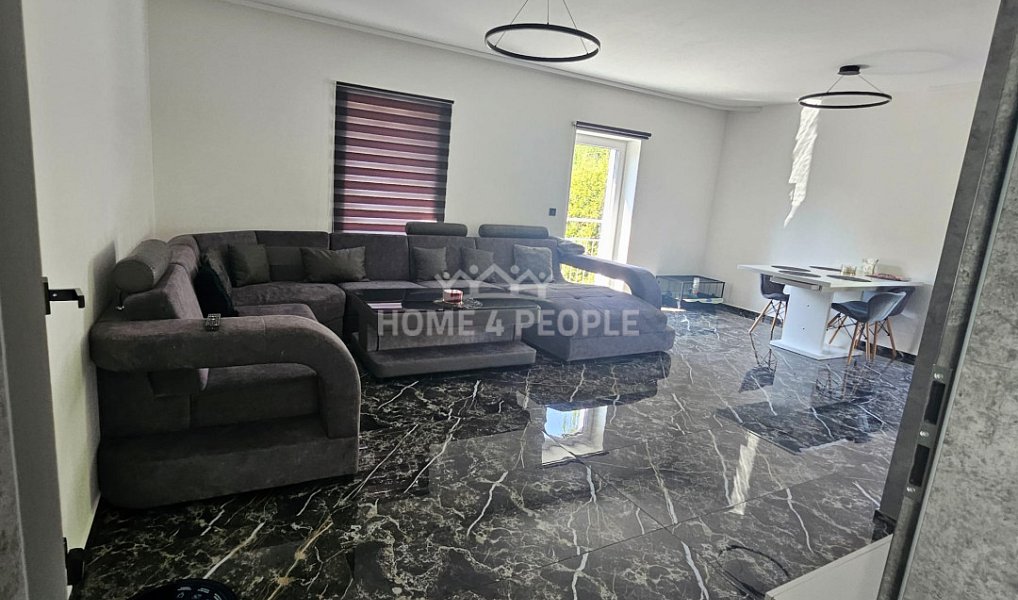 Prodej domu 154 m² s pozemkem 445 m², Karlovy Vary – náhled fotky 2
