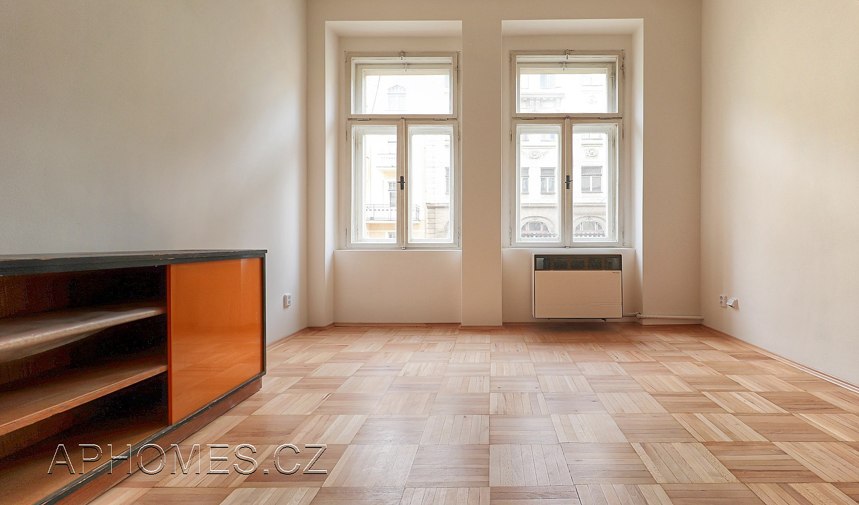 Pronájem bytu 1+1 35 m² — photo 2