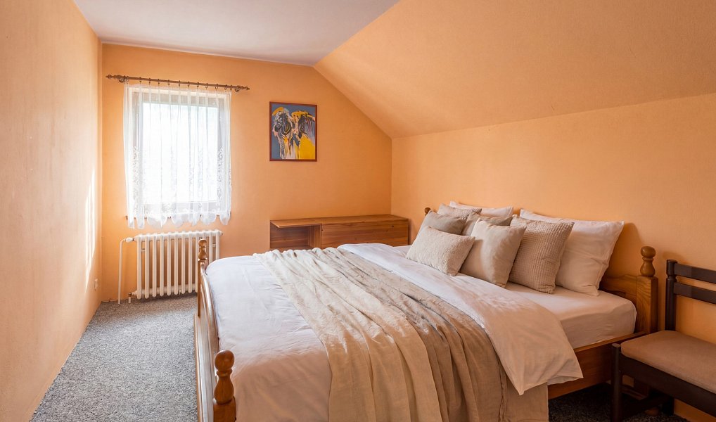 Prodej domu 200 m² s pozemkem 4 816 m², Neveklovice – náhled fotky 37