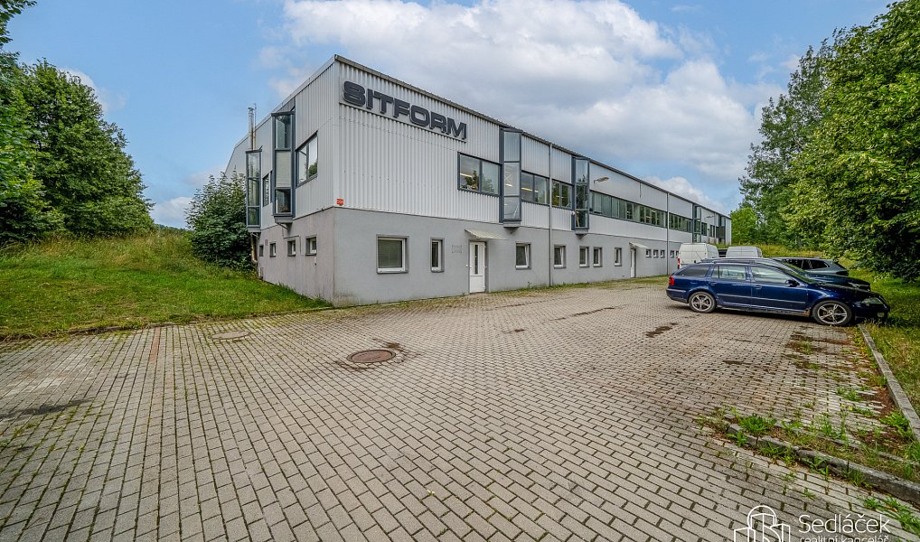 Prodej výrobních prostor 3 089 m², Krásno – náhled fotky 2