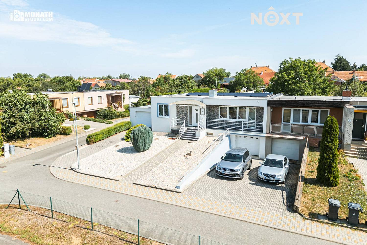 Prodej domu 196 m² s pozemkem 592 m² – fotografie 2