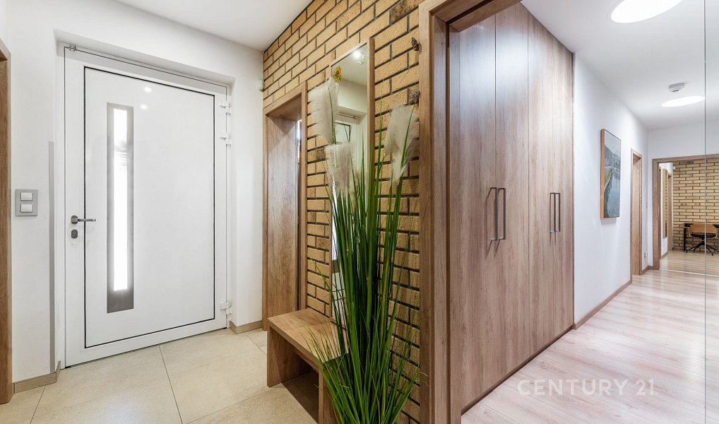 Prodej domu 148 m² s pozemkem 796 m², Lány – náhled fotky 24